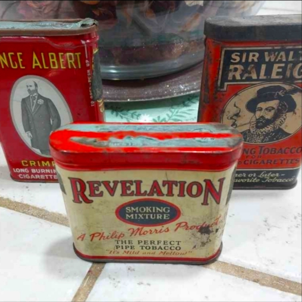 Antique Revelation Smoking Mixture Tin